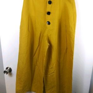 High-Waist Wide Leg Pants in Mustard Yellow